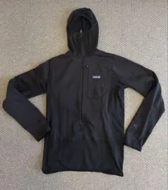 patagonia R1プルオーバーフーディ（メンズUS・Sサイズ）