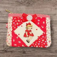 ハンドメイド　ポーチ　フラットポーチ　マーガレット＆ソフィー