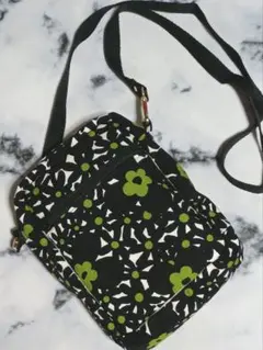 ハンドメイド　サコッシユ