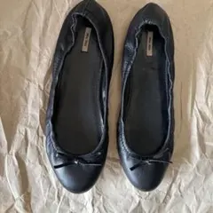 miu miu バレエシューズ ブラックのサムネイル