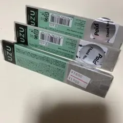 新品未使用　UZUモテマスカラ カーキ まつげ美容液 耐水性 グルテンフリー3本のサムネイル