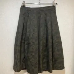 ユニクロ　フレアスカート　迷彩柄　ユニクロ