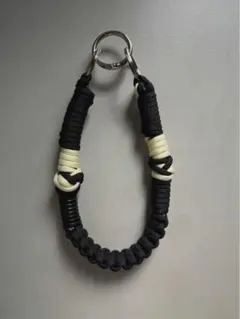 ｜ハンドストラップ｜black × ivory/MONO series