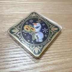 アナと雪の女王 金バッジ プレミアムスクエア　 オラフ