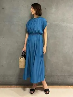 【美品】Ballsey（ボールジィ）エアリークロス ギャザーワンピースのサムネイル