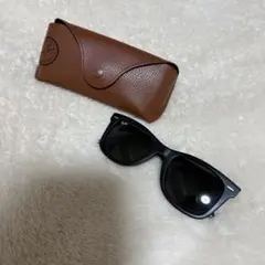 Ray-Ban マッドブラック ウェイファーラー 型番RB2140F 901S