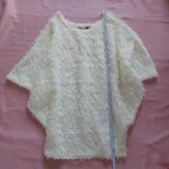 デュラス シャギー肩開き ニット 春夏のサムネイル