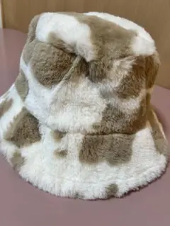 バケットハット フェイクファー ホワイトとベージュ