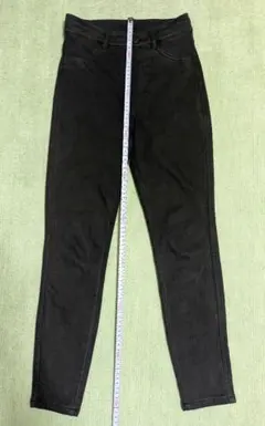 UNIQLOレディーススキニーパンツSブラック