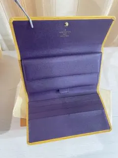 ルイヴィトンエピポルトトレゾールインターナショナル イエロー