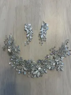 ピアスセット ヘッドドレスヘアアクセサリーウェディング結婚式ティアラ