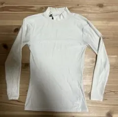 アンダーアーマー長袖　MDサイズ