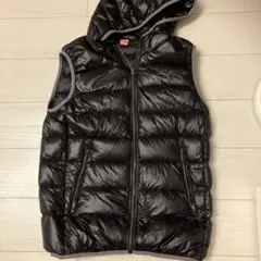 あ様専用。PUMA ブラック ダウンベスト フード付き