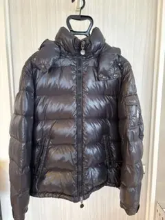 モンクレール　MONCLER ダウン　メンズ　ネイビーのサムネイル