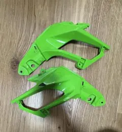 Ninja4002019年式サイドカウル純正のサムネイル