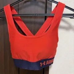 アンダーアーマー　スポーツブラ　SMサイズ　レッド