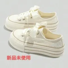 厚底スニーカーのサムネイル