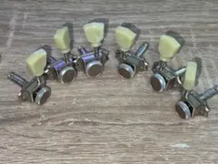 Item thumbnail for item 9631a059-f5d2-4748-8ffa-cff5dd0c0769