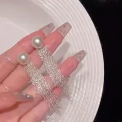 パールとシルバーのロングピアス