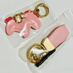 馬の形状キーホルダー ピンク　開運　午年