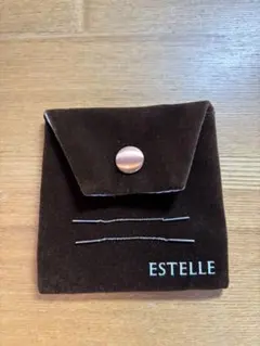 ESTELLE ホワイトゴールド　アメリカンピアス