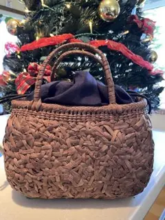 山葡萄籠バッグ　内袋付き　飾り付き