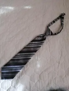 Item thumbnail for item 9c73381e-e26b-4bbf-8125-e009aeee6b1f