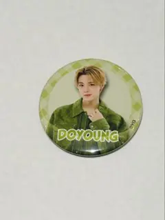 TREASURE はぴだんぶい　カフェ　缶バッジ　 ドヨン