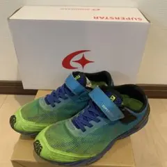 ムーンスター　バネのチカラ　キッズ　スニーカー　サイズ22.5cm