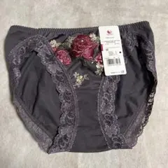 Item thumbnail for item 77864e7f-c2a8-4174-80de-5e56be6b9966