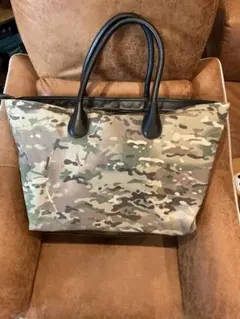URBAN RESEARCH迷彩トートバッグ キャンバス・レザー製 旅行にも