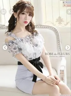 ローブドフルール　花柄　キャバドレスのサムネイル