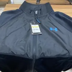 Under Armour ジップアップジャケット M
