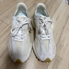 美品 ニューバランス new balance MS327WP 28.5㎝ 白系 - メルカリ