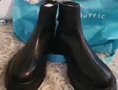 ショートブーツ