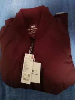 ユニクロ　ホワイトマウンテニアリングリサイクルハイブリッドダウン　ワイン　XL