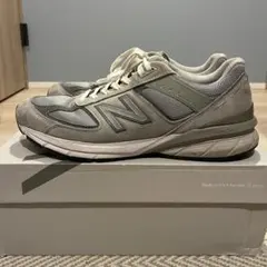 NEW BALANCE 990v5のサムネイル