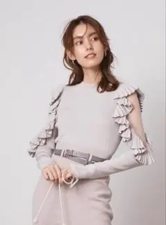 SNIDEL プリーツフリルスリーブニットプルオーバー　LGRY