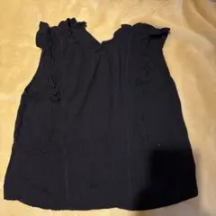 黒 フリル付きノースリーブチュニック