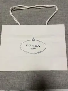 PRADA ギフト袋 ホワイト