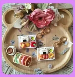 ねこちゃん、くまさんのおにぎりプレートのチャーム 　２個セット