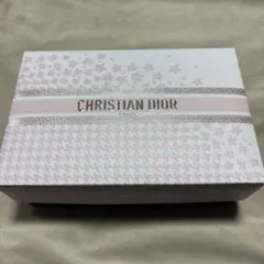 CHRISTIAN DIOR ギフトボックス 中型 花柄