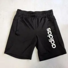 アディダス　キッズハーフパンツ（黒）&ドライTシャツ（ネイビー）
