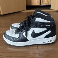 Nike Stussy Air Force 1 Mid Blackのサムネイル