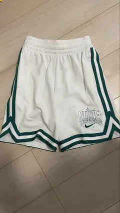 NIKE バスケットボールパンツ ホワイト グリーン XS 130cmのサムネイル