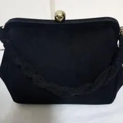 Item thumbnail for item e7bea303-6200-42bd-8220-2e42515ed46c