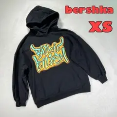 【ベルシュカ】ビリー・アイリッシュ　フードパーカー　big英字プリント　黒　XS