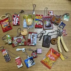 ガチャガチャ　お菓子　まとめ売り　17個