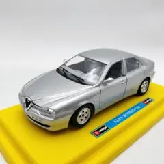 1/24 アルファロメオ 156 シルバー イタリア製 Burago ミニカーのサムネイル