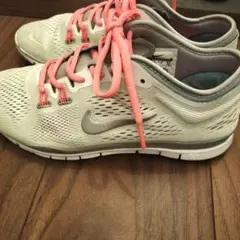NIKE　スニーカー